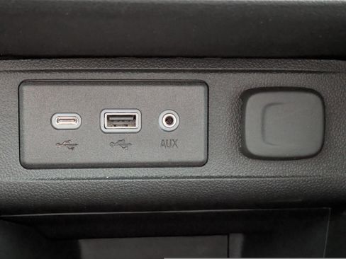 Certified 2023 Buick Encore GX Preferred w/ Cold Weather Comfort Package image 27