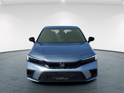 Used 2022 Honda Civic Sport image 2