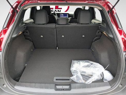 New 2026 Nissan Kicks SV w/ Cold Weather Package FWD image 31