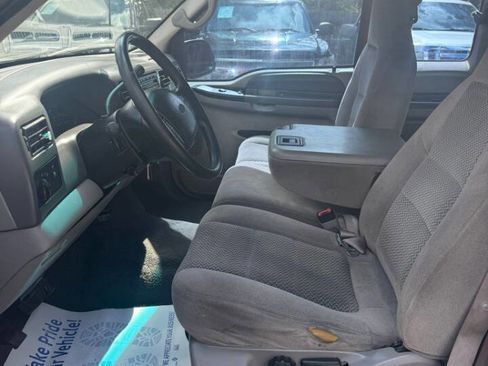 Used 2001 Ford F250 XLT image 10