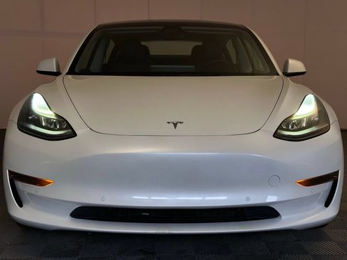 Used 2021 Tesla Model 3 Long Range AWD/4WD image 23