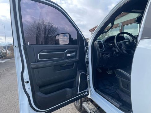 Used 2022 RAM 3500 Laramie w/ Night Edition image 13
