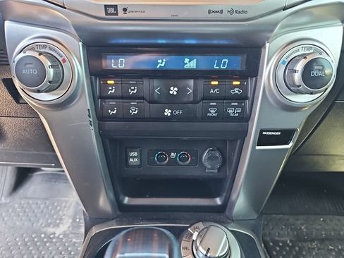 Used 2019 Toyota 4Runner Limited AWD/4WD image 21
