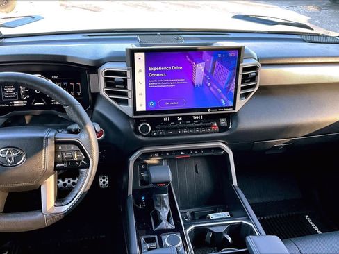 Used 2022 Toyota Tundra Limited image 7