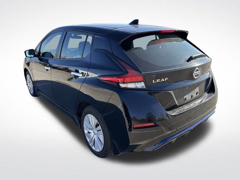 Used 2022 Nissan Leaf S image 4