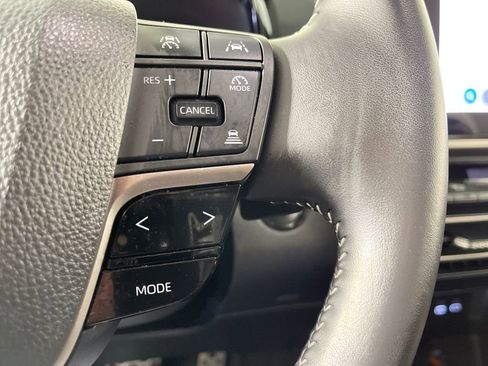 Certified 2025 Toyota Camry SE FWD image 27