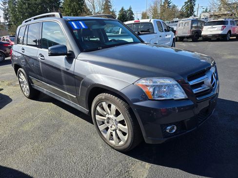 Used 2011 Mercedes-Benz GLK 350 4MATIC image 7