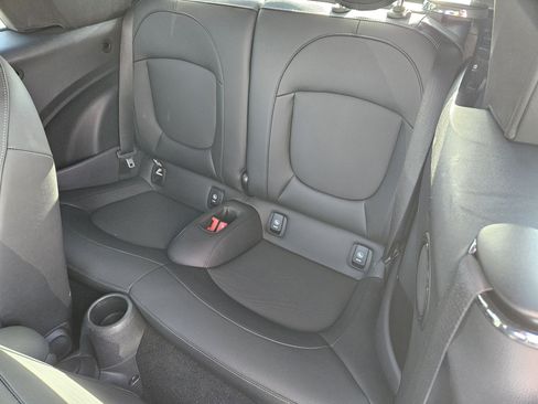 Used 2024 MINI Cooper Convertible image 31