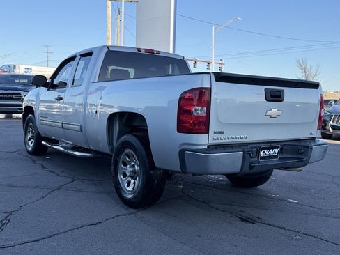 Used 2010 Chevrolet Silverado 1500 LS image 5