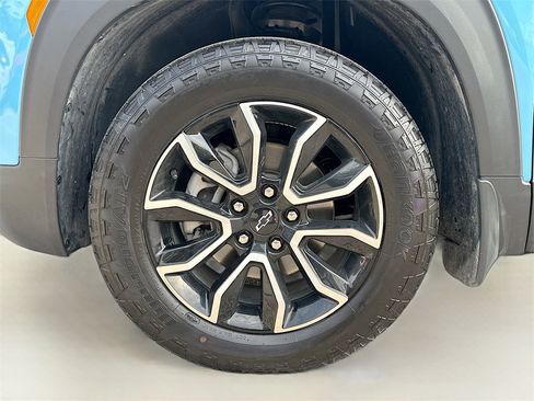 Used 2025 Chevrolet TrailBlazer ACTIV w/ Driver Confidence Package image 29
