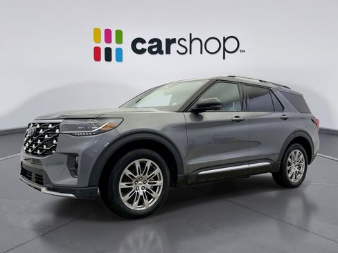 Used 2025 Ford Explorer Platinum AWD/4WD image 1