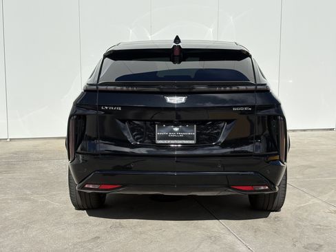 Used 2024 Cadillac Lyriq Sport w/ LPO, Floor Liner Package AWD/4WD image 8