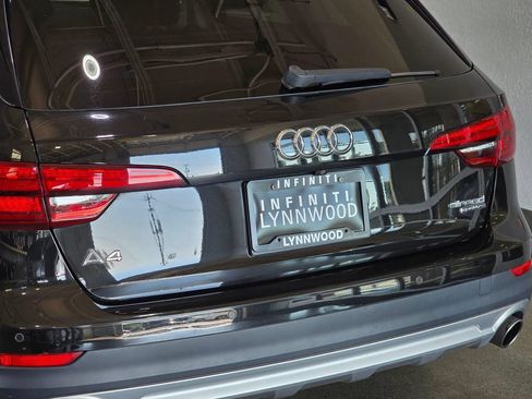 Used 2017 Audi A4 2.0T allroad Premium Plus w/ Technology Package AWD/4WD image 26