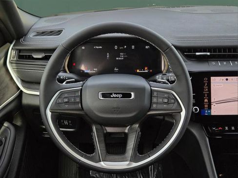 New 2026 Jeep Grand Cherokee Altitude RWD image 23