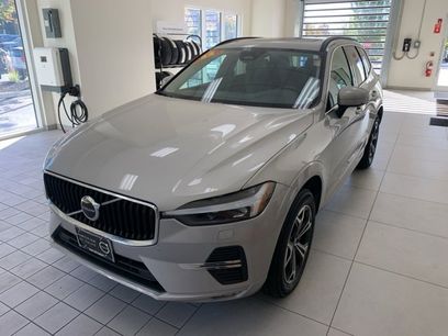 Certified 2022 Volvo XC60 B5 Momentum w/ Climate Package