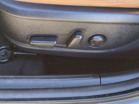 Used 2024 Kia Seltos EX image 15