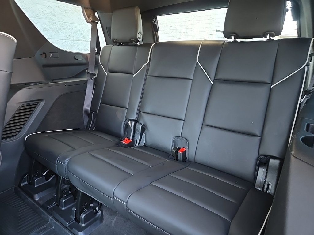 Certified 2024 Cadillac Escalade Premium Luxury AWD/4WD image 20