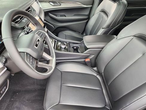 New 2026 Jeep Grand Cherokee Limited w/ Limited Altitude Package RWD image 8