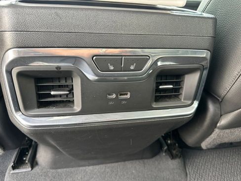 Used 2022 GMC Sierra 1500 Denali AWD/4WD image 26