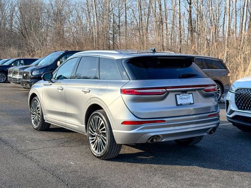 Certified 2022 Lincoln Corsair Reserve w/ Equipment Group 201A image 4