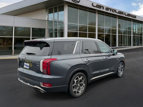 Used 2022 Hyundai Palisade Calligraphy image 3