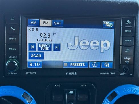 Used 2012 Jeep Wrangler Unlimited Sahara AWD/4WD image 29