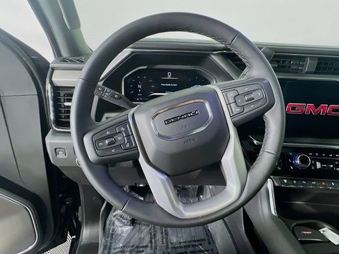 New 2026 GMC Sierra 3500 Denali w/ Denali Reserve Package image 10
