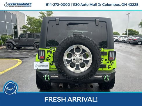 Used 2013 Jeep Wrangler Unlimited Sahara w/ Connectivity Group AWD/4WD image 5