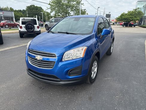 Used 2015 Chevrolet Trax LS AWD/4WD image 8
