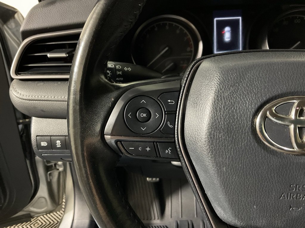 Used 2021 Toyota Camry SE FWD image 24