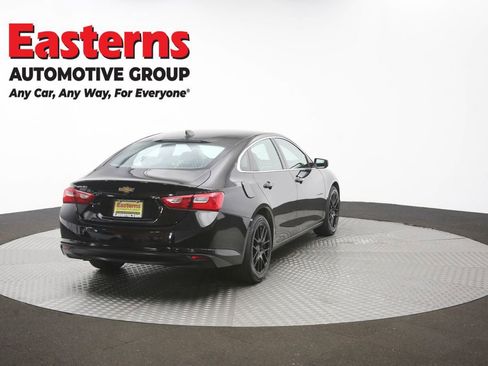 Used 2020 Chevrolet Malibu LS FWD image 40