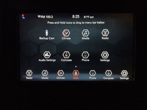 Used 2019 Jeep Cherokee Latitude Plus image 25