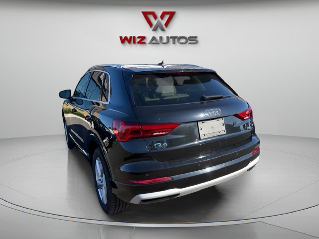 Used 2021 Audi Q3 2.0T Premium w/ Convenience Package AWD/4WD image 3
