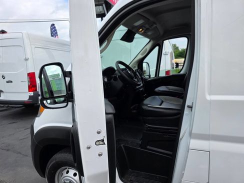 Used 2023 RAM ProMaster 2500 image 13