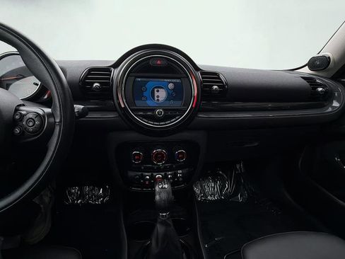Used 2018 MINI Cooper Clubman S image 18