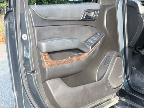 Used 2020 Chevrolet Tahoe LT RWD image 34