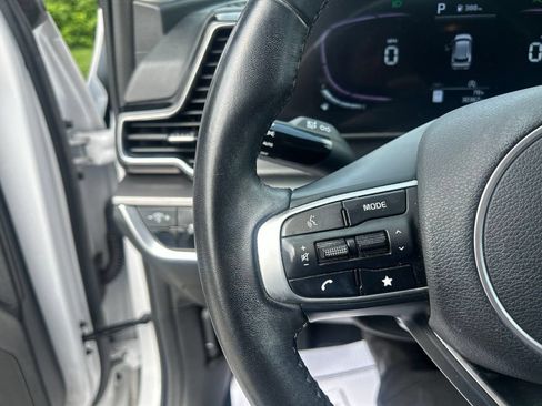 Certified 2024 Kia Sportage EX AWD/4WD image 16