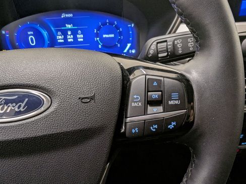 Certified 2022 Ford Escape SEL w/ Technology Package image 14