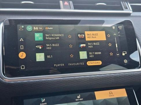 Certified 2023 Land Rover Range Rover Velar R-Dynamic S image 9