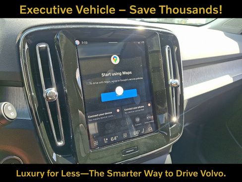 Certified 2026 Volvo XC40 B5 Plus w/ Protection Package Premier AWD/4WD image 18