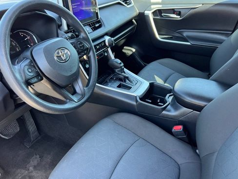 Used 2024 Toyota RAV4 XLE FWD image 12