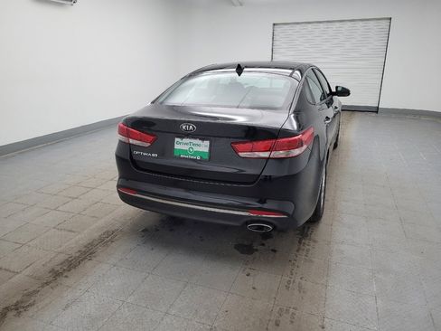Used 2018 Kia Optima LX FWD image 7
