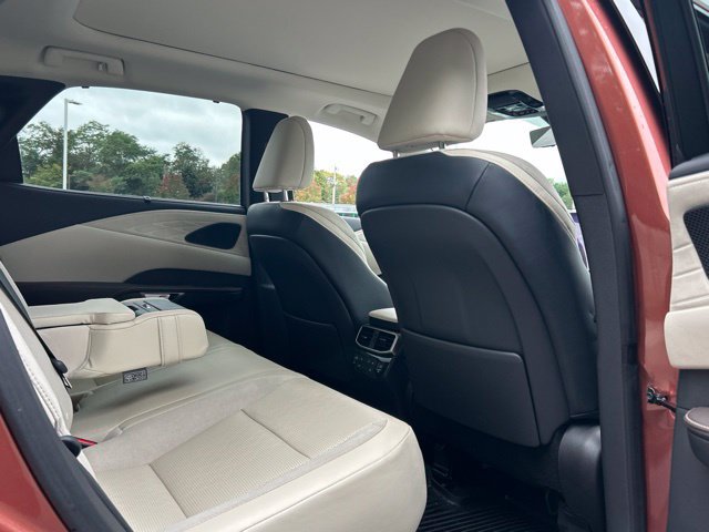 Used 2023 Lexus RX 350 w/ Accessory Package (Z1) AWD/4WD image 44