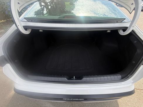 Used 2026 Kia K4 FWD image 25