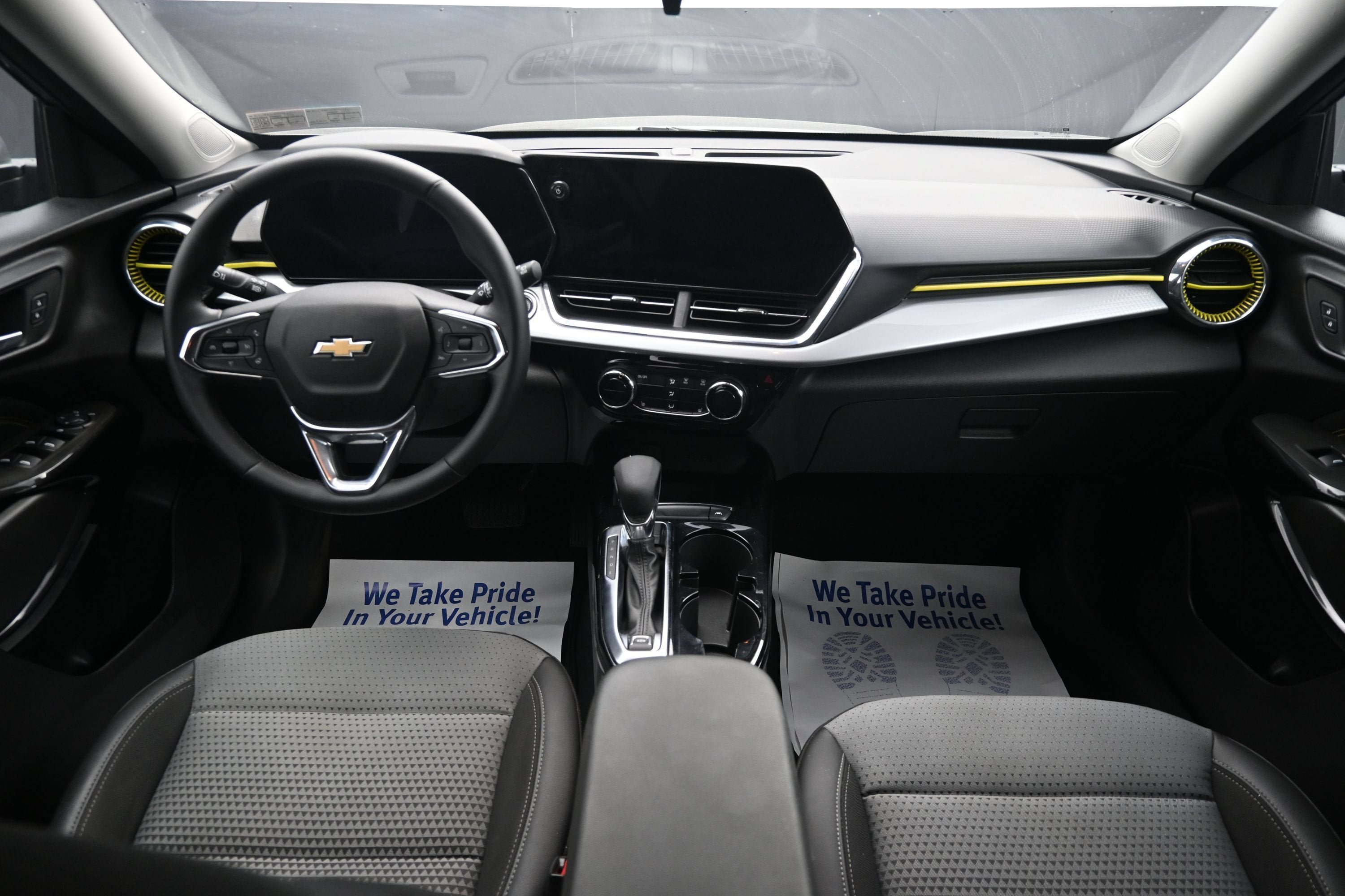 Certified 2024 Chevrolet Trax LT w/ Driver Confidence Package FWD image 23