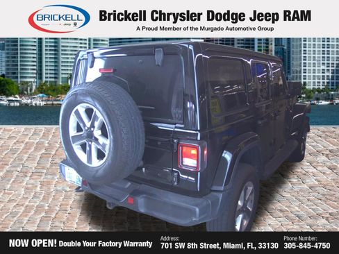 Used 2021 Jeep Wrangler Unlimited Sahara AWD/4WD image 16