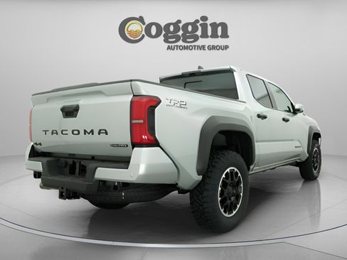 New 2026 Toyota Tacoma TRD Off-Road AWD/4WD image 16
