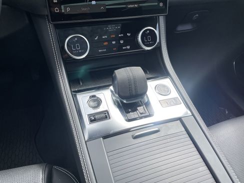 Certified 2024 Jaguar F-PACE R-Dynamic S image 18