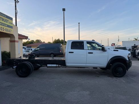 Used 2023 RAM 5500 Tradesman w/ Max Tow Package AWD/4WD image 5
