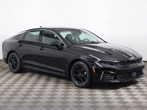 Used 2025 Kia K5 LXS image 2